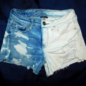 American Eagle Jean Shorts Women Duo-Toned Distressed w/Lace Accents
